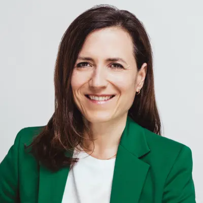 Dr.Julia Duwe